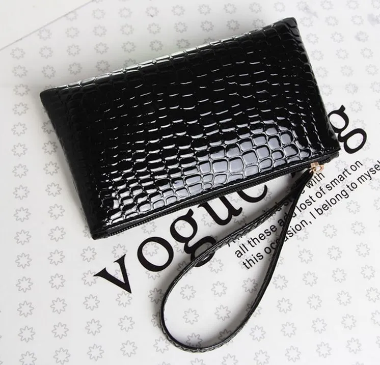Crocodile/Stone Pattern Envelope Synthetic Leather Clutch Wrist/Shoulder Bag