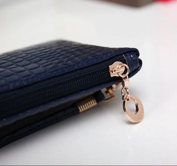 Crocodile/Stone Pattern Envelope Synthetic Leather Clutch Wrist/Shoulder Bag