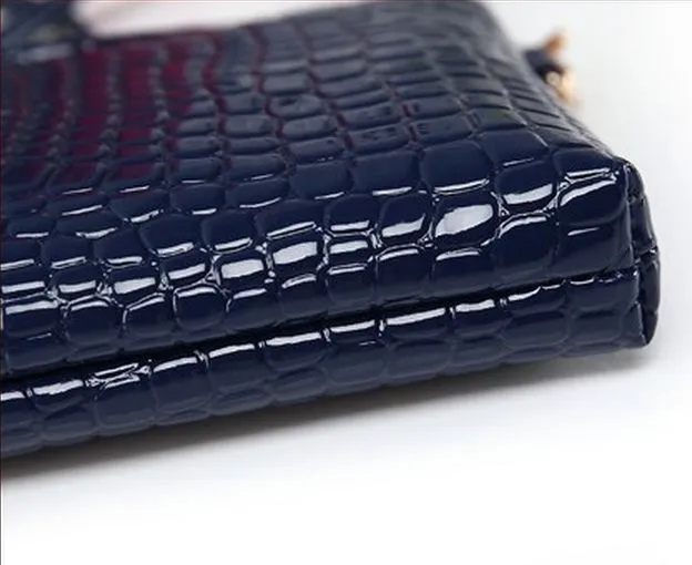 Crocodile/Stone Pattern Envelope Synthetic Leather Clutch Wrist/Shoulder Bag