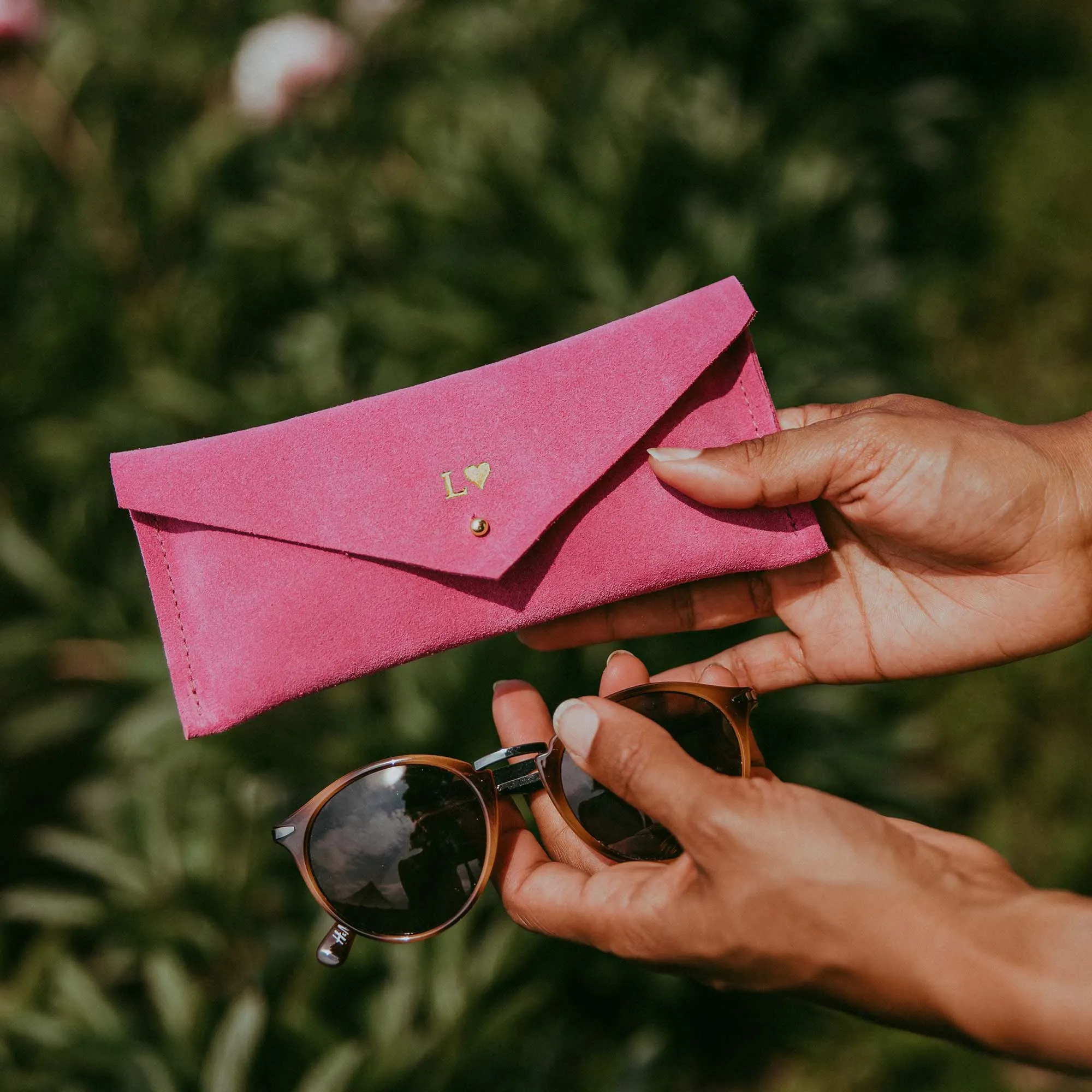 Suede Envelope Glasses Case