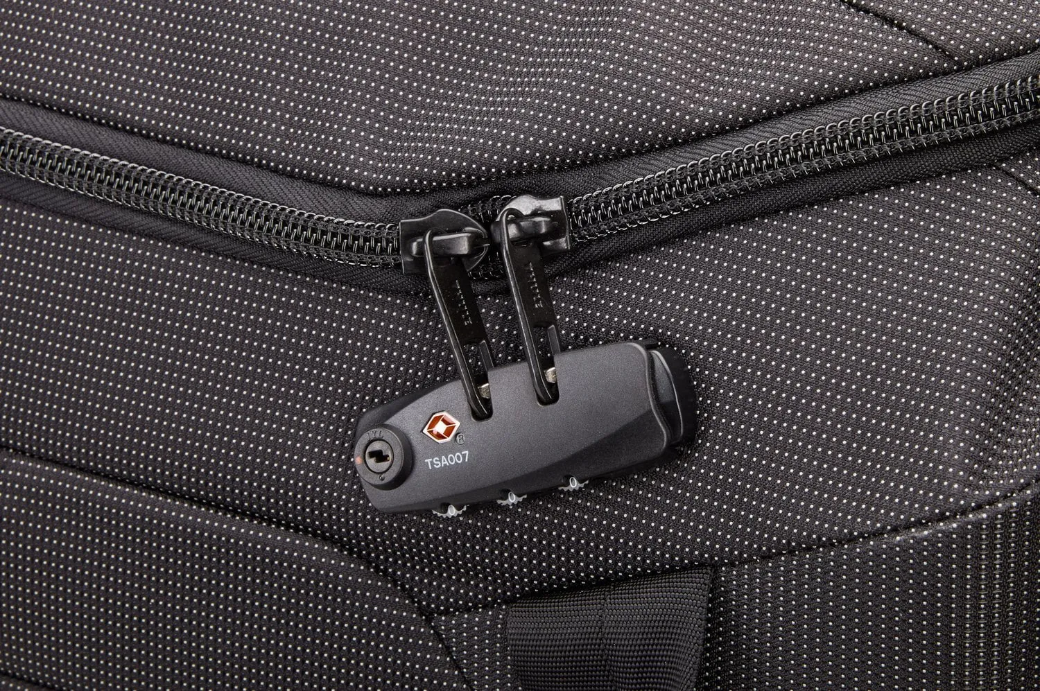 Thule Crossover 2 Wheeled Duffel Bag 76cm/30" - Black